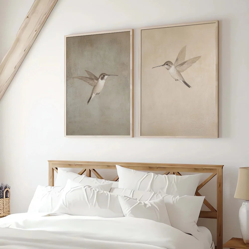 Seu Toque Aconchegante: Quadro Retrô de Beija-Flores