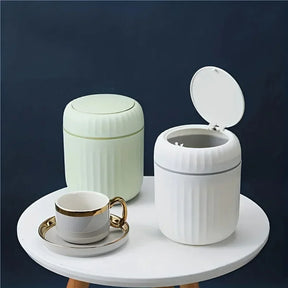Sua Mini Lixeira de Mesa: organização e estilo no dia a dia!