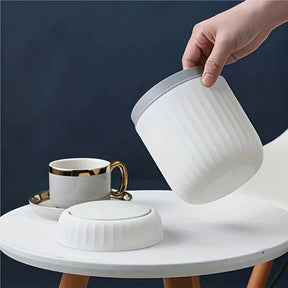 Sua Mini Lixeira de Mesa: organização e estilo no dia a dia!